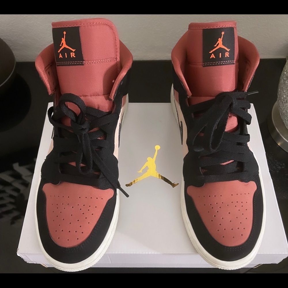 Women Air Jordan 1 Mid